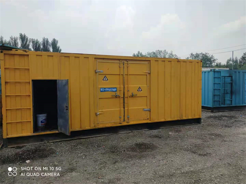 呼玛200KW柴油发电机组需要配备什么型号的电缆线？