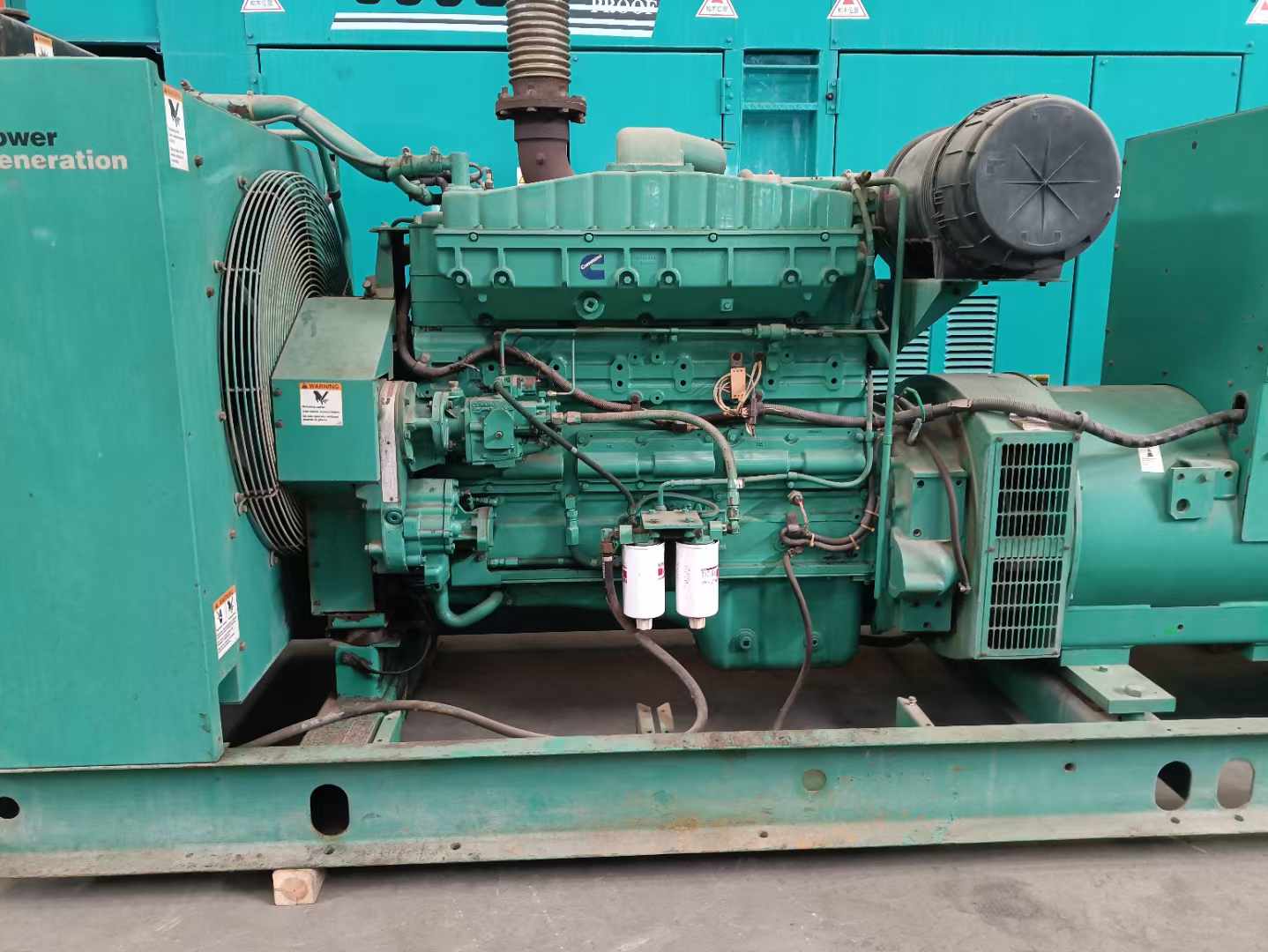 呼玛过载会对 600kW 柴油发电机组造成哪些损害？