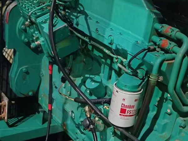 呼玛如何确定新的发电机组控制系统是否与原系统兼容？