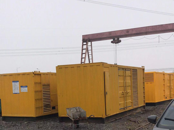 呼玛100kw柴油发电机组每小时油耗？