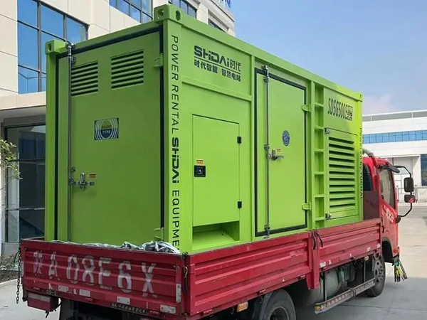 呼玛更换水冷式机油散热器的密封件时，如何选择合适的密封胶？